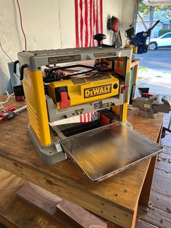 DeWalt 12.5” Thickness Planer