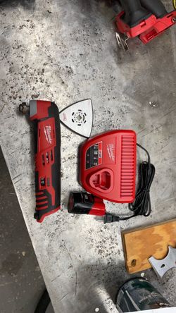 Milwaukee m12 Mutitool
