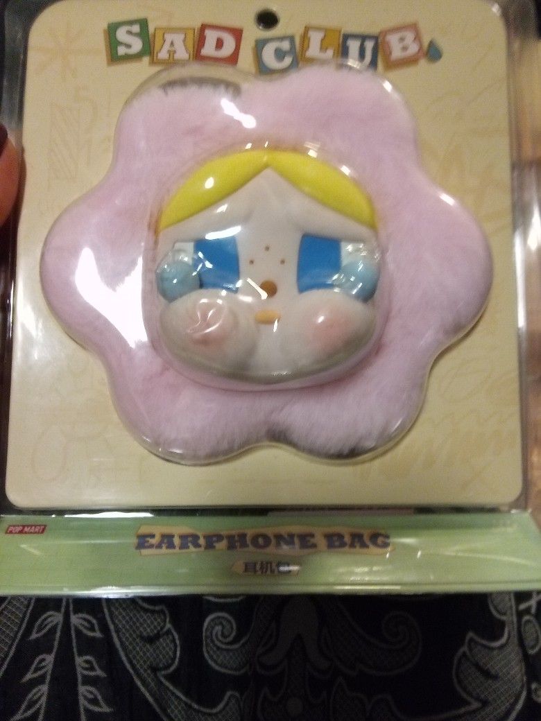 Pop-mart The Monsters Earphone Bag And Crying Again Earphone Case