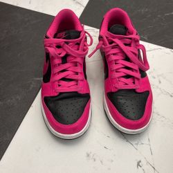 Nike Dunks 