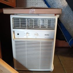 Air Conditioner .. Kenmore 
