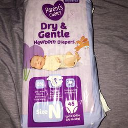 Parents Choice Newborn Pampers 45 Count