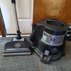 Rainbow Vacuum