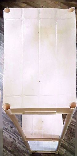 3 Rack white table(4 feet)