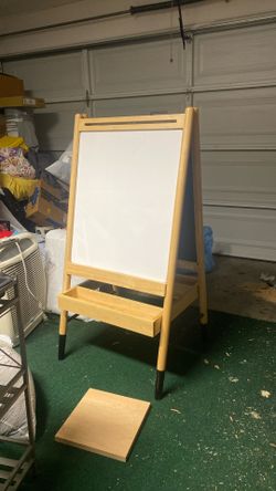Dry -Erase Bord And Chalo Bord