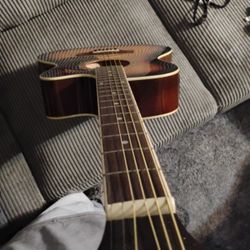 Mitchell Guitar Acoustic Powered