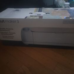 Cricut Maker 3 $275 Obo