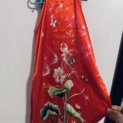 Áo Dài for girls size 6 and 10, pick up near Tully and Monterey Rd SJ CA 95112