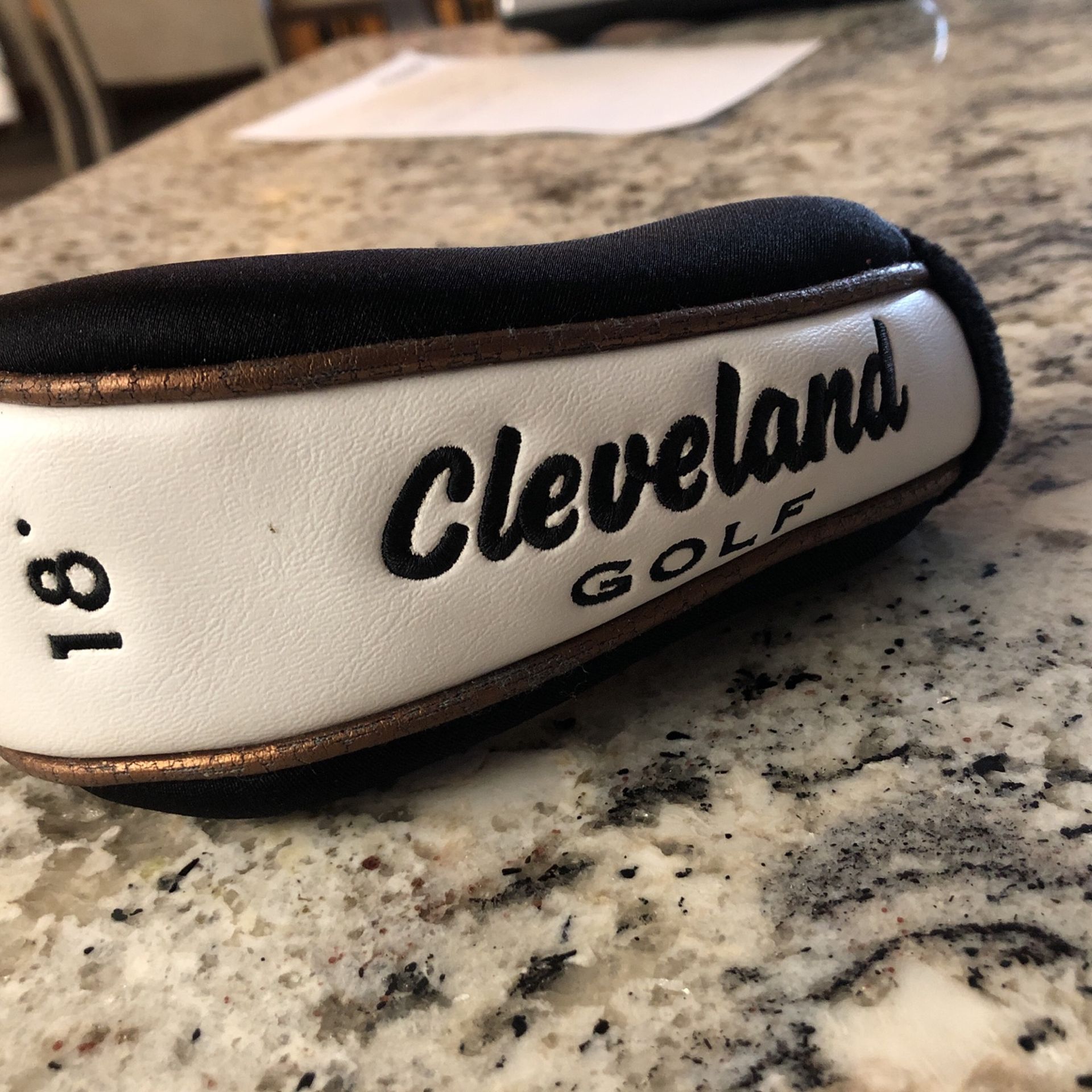 Hybrid Club Cover Cleveland 18