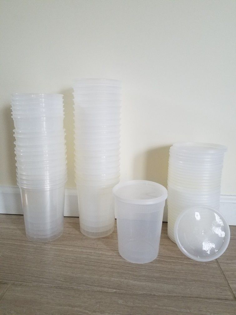 32 Oz Round Plastic Containers With Lids (36)