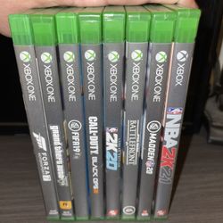 Xbox One With Games And Controllers