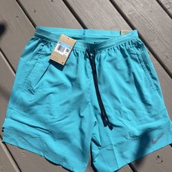 Nike Stride Running shorts - Brand New - 7”