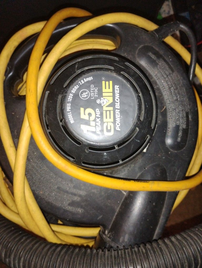 1.5 H P 6 Gallon Wet Dry Shop Vac