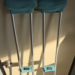 Crutches 