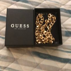 Guess Chain 24”