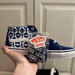 Supreme Vans Size 10