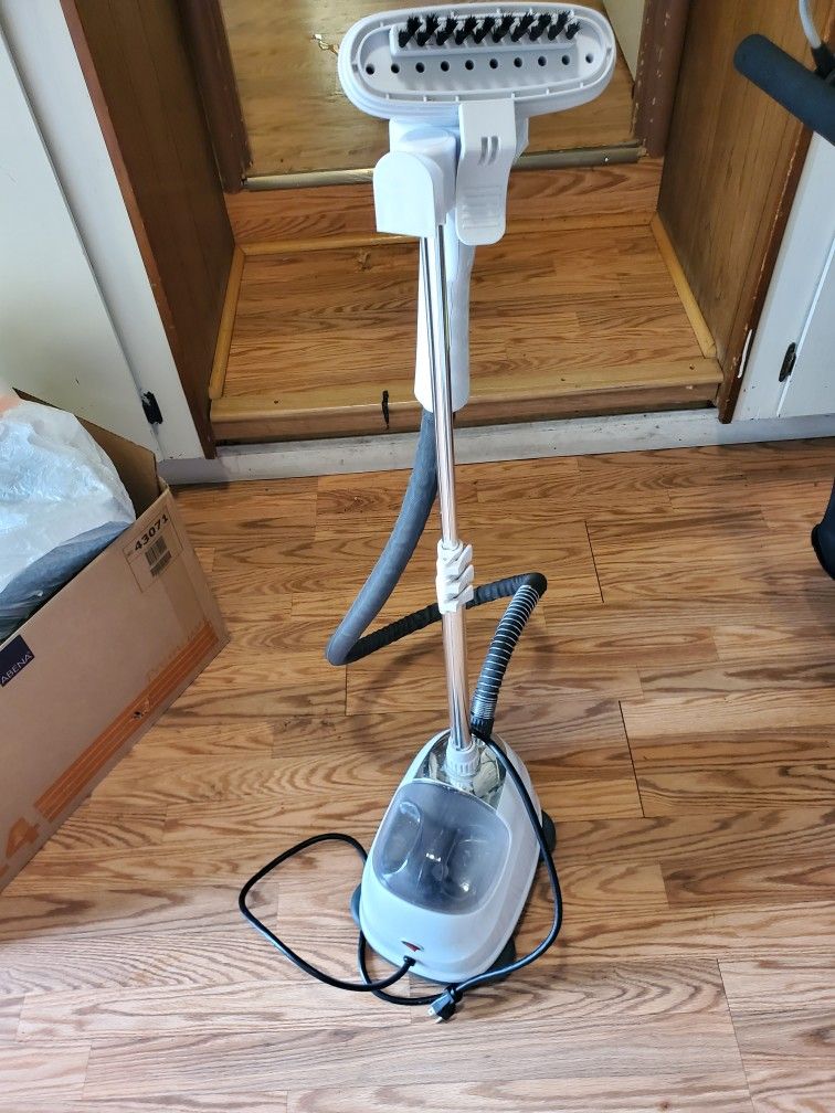 Garment Steamer