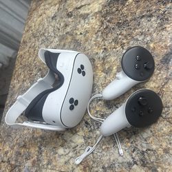 Meta quest 3S 128GB VR Headset 33 percent more memory 2x graphical processing power