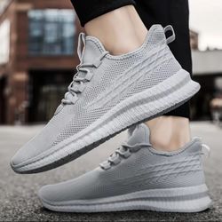 NEW Men’s Lightweight Running Shoes Size 11