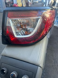 Chevrolet Traverse Taillight Tail Lamp quarter panel mounted Passenger Side RH 2013 - 2017 ; J456