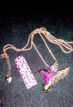 Betsey Johnson Hummingbird Pendant