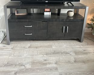 TV Console / Stand