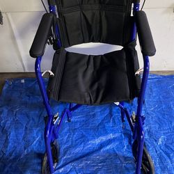 LIKE NEW Medline Transport Folding Wheelchair With Footrests - Lightweight