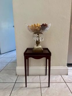 SMALL antique solid wood pedestal/ accent table. Firm price !!