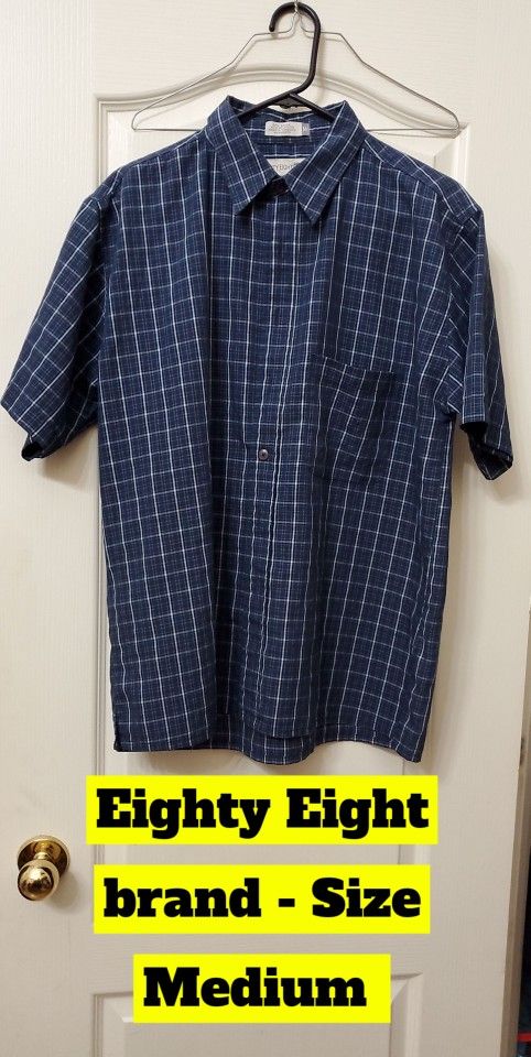 Eighty-eight USA Men's dress shirt blue plaid Medium