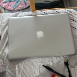 Apple 13inch MacBook Pro