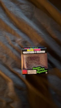 Needoh nice cube glitter & glow