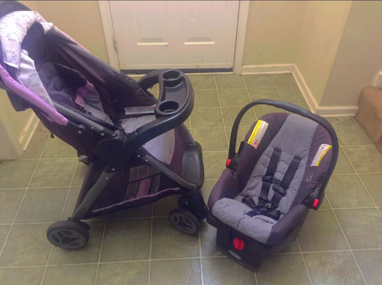 Car seat and stroller bundle