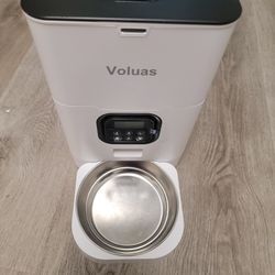 Pet Feeder