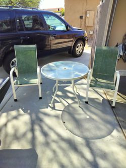 Outdoor Patio Set..36 Inch Table and 2 Matching Chairs..Like New