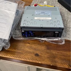 Jensen Car stereo detachable face flip down