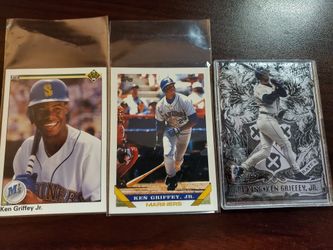 Ken Griffey Cards 3 lot