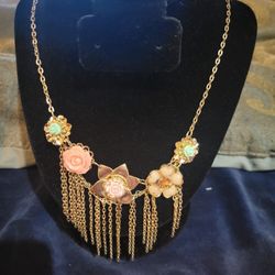Flower Dangling Necklace 