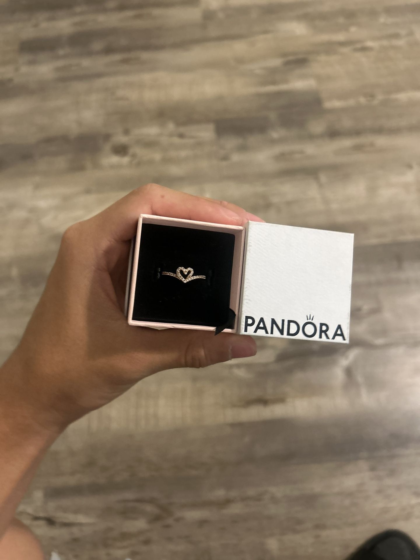 Pandora Ring
