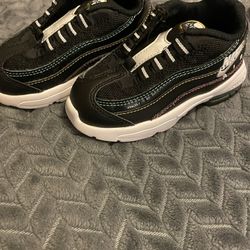ToddlerAirmax 97s/Nautica Sneakers 25$/10$ Size 7