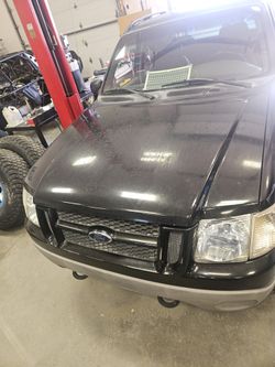 2001 - 2005 Sport Trac Hood, Explorer Sport