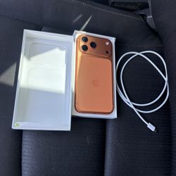 iPhone 17 Pro Max 512gb Unlocked From 🍏 OEM Clean Imei 🪫 Health 100% Like New Conditions Box And Charger Included 1300