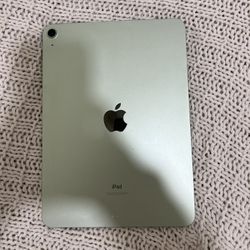 iPad Air 4th Generation (Wi-Fi 64 GB)