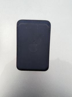 Brand New Apple MagSafe Wallet (Blue) with Find My.