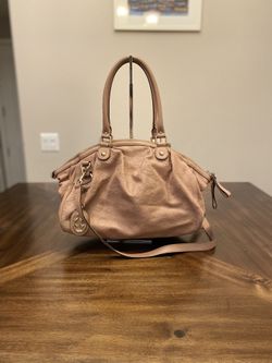 Gucci GG logo Supreme Shoulder Bag Handbag