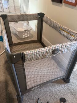 Fisher-Price Rainforest Jumperoo – Excellent Condition