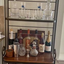 Metal & Wood Bakers Rack