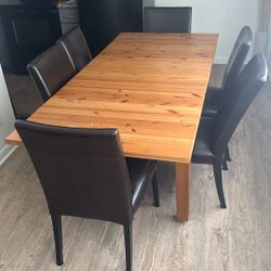 Pull Out Table