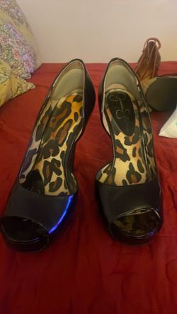 Jessica Simpson size 7/12