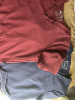 Figs 3 Pocket Top Sz Small Maroon