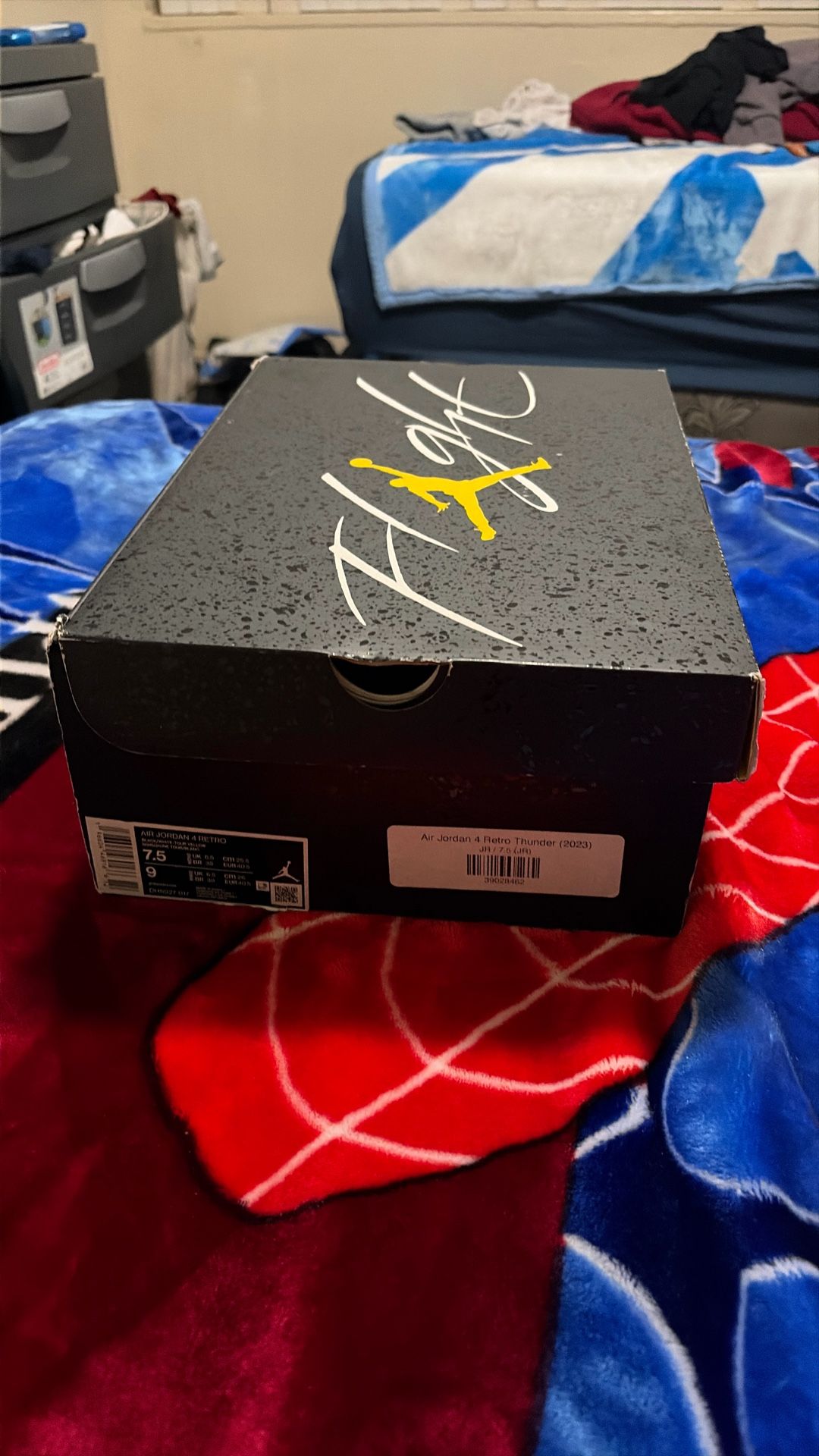 Jordan 4 Retro Yellow Thunder’s